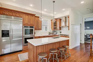 303 Park Ave, Clarendon Hills, IL 60514 - Photo 9