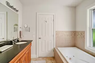 303 Park Ave, Clarendon Hills, IL 60514 - Photo 25