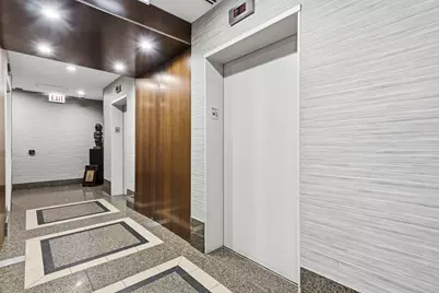 30 E Huron Street #5605, Chicago, IL 60611 - Photo 9