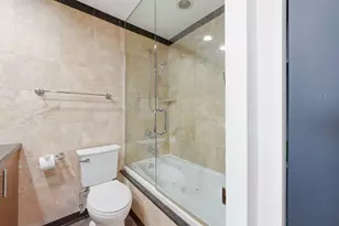 30 E Huron St, Chicago, IL 60611 - Photo 23