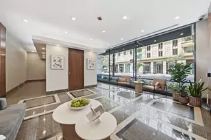 30 E Huron St, Chicago, IL 60611 - Photo 7