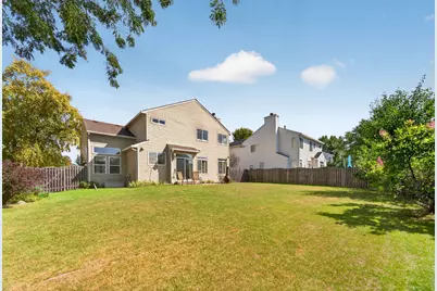 251 Winslow Way, Lake in the Hills, IL 60156 - Photo 23