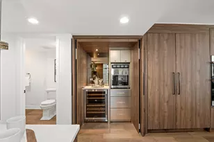 200 E Delaware Pl, Chicago, IL 60611 - Photo 11