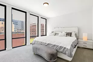 200 E Delaware Pl, Chicago, IL 60611 - Photo 21
