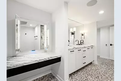 200 E Delaware Place #8C-9C, Chicago, IL 60611 - Photo 37