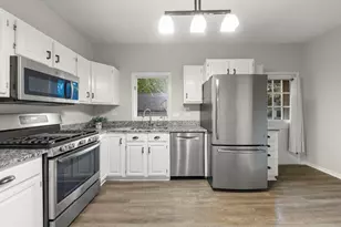 25 2nd St, Downers Grove, IL 60515 - Photo 11