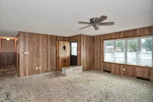 33 Jan Ave, Kankakee, IL 60901 - Photo 3
