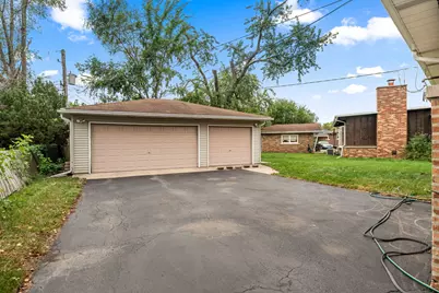 913 E 162nd Place, South Holland, IL 60473 - Photo 7