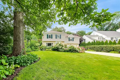 917 Romona Road, Wilmette, IL 60091 - Photo 3