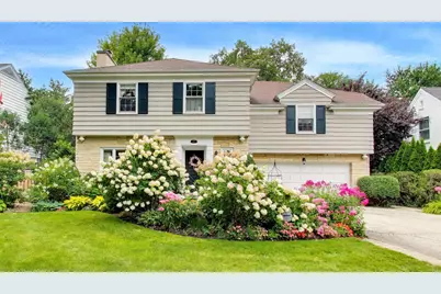 917 Romona Road, Wilmette, IL 60091 - Photo 1