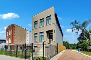 700 E 46th St, Chicago, IL 60653 - Photo 3