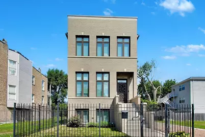 700 E 46th Street, Chicago, IL 60653 - Photo 1