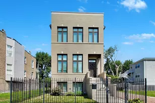700 E 46th St, Chicago, IL 60653 - Photo 1