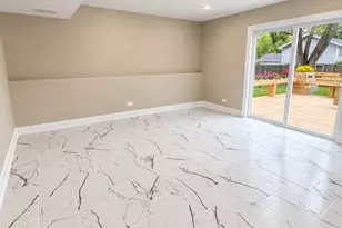 217 N Schmidt Rd, Bolingbrook, IL 60440 - Photo 7