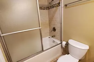 1940 Cherry Ln, Northbrook, IL 60062 - Photo 11