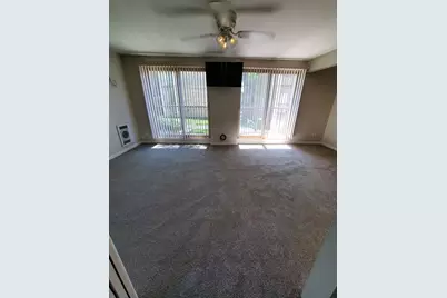 1940 Cherry Lane #213, Northbrook, IL 60062 - Photo 7