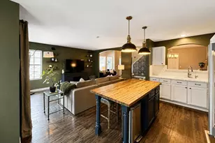 11030 W 72nd St, Indian Head Park, IL 60525 - Photo 5