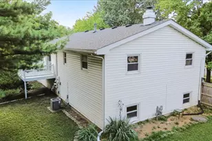 1706 Erin Dr, Normal, IL 61761 - Photo 35