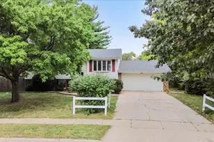 1706 Erin Dr, Normal, IL 61761 - Photo 33