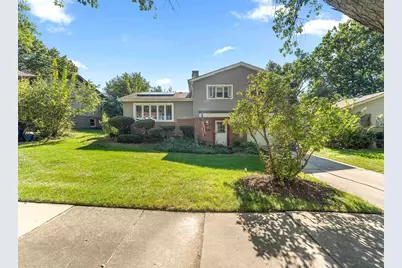 9137 W 91st Place, Hickory Hills, IL 60457 - Photo 3