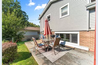 9137 W 91st Place, Hickory Hills, IL 60457 - Photo 23
