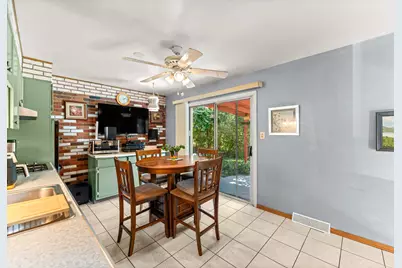 9137 W 91st Place, Hickory Hills, IL 60457 - Photo 9