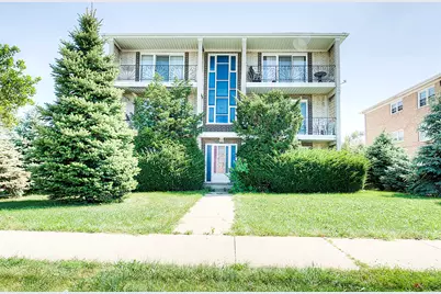 8125 S Roberts Road #3N, Bridgeview, IL 60455 - Photo 1