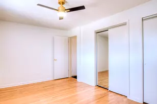 8125 S Roberts Rd, Bridgeview, IL 60455 - Photo 17