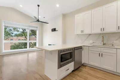4605 S Saint Lawrence Avenue #201, Chicago, IL 60653 - Photo 7