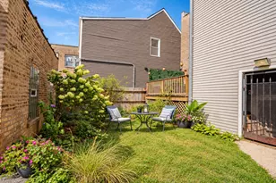 3524 N Lawndale Ave, Chicago, IL 60618 - Photo 9