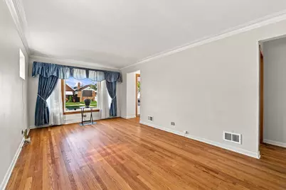 6843 S Kedvale Avenue, Chicago, IL 60629 - Photo 5