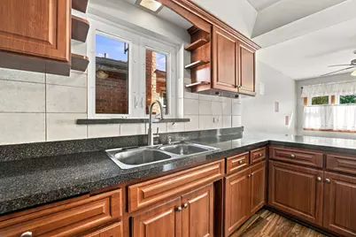 6843 S Kedvale Avenue, Chicago, IL 60629 - Photo 11