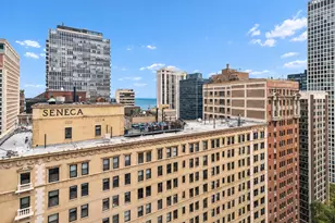 201 E Chestnut St, Chicago, IL 60611 - Photo 15