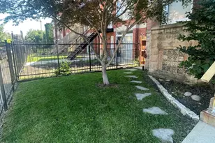 2721 W Polk St, Chicago, IL 60612 - Photo 3