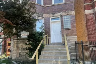 2721 W Polk St, Chicago, IL 60612 - Photo 1