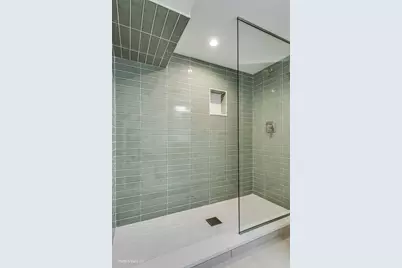 2145 N Karlov Avenue, Chicago, IL 60639 - Photo 19