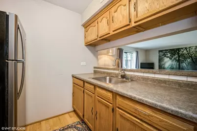 4 Oak Creek Drive #1504, Buffalo Grove, IL 60089 - Photo 5