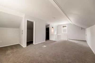 11104 S Avenue O Avenue, Chicago, IL 60617 - Photo 15