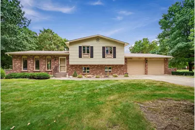 8 Hawthorne Drive, Oswego, IL 60543 - Photo 1