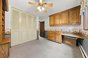 8 Hawthorne Dr, Oswego, IL 60543 - Photo 19