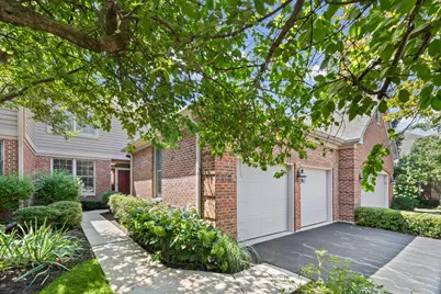 2112 Warrington Court, Glenview, IL 60026 - Photo 1