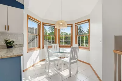 3255 N Daniels Court, Arlington Heights, IL 60004 - Photo 5