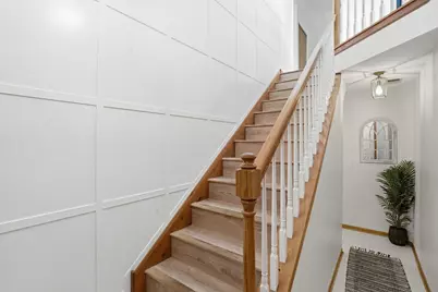 3255 N Daniels Court, Arlington Heights, IL 60004 - Photo 3