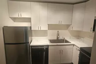 655 W Irving Park Rd, Chicago, IL 60613 - Photo 17