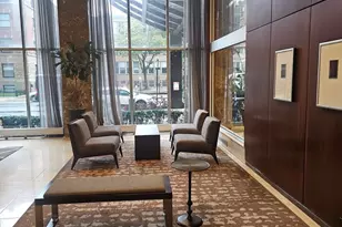 655 W Irving Park Rd, Chicago, IL 60613 - Photo 21