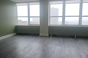 655 W Irving Park Rd, Chicago, IL 60613 - Photo 11
