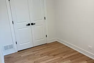 10918 S Wabash Ave, Chicago, IL 60628 - Photo 11