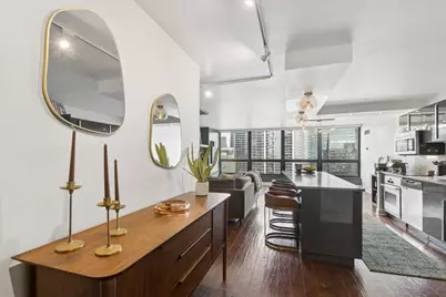 360 E Randolph Street #3205, Chicago, IL 60601 - Photo 11