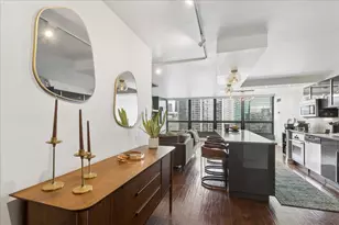 360 E Randolph St, Chicago, IL 60601 - Photo 11
