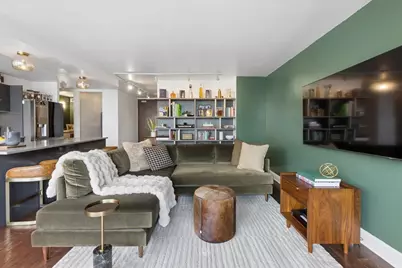 360 E Randolph Street #3205, Chicago, IL 60601 - Photo 9